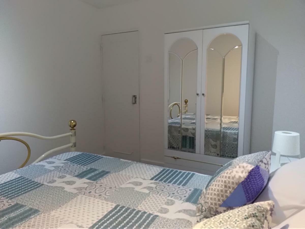 Encarnação Metro 1 Apartamento *